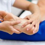 5 Panduan Merawat Kaki untuk Penderita Diabetes