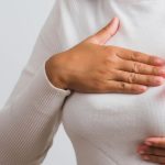 7 Langkah Penting Deteksi Kanker Payudara di Rumah